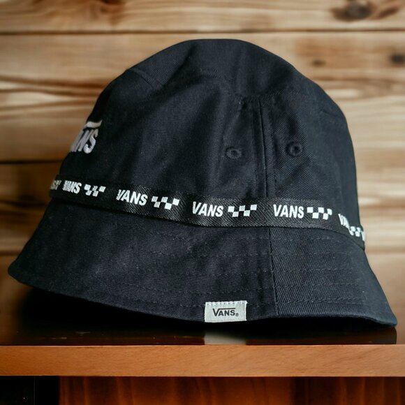 VANS (S/M) Men/Wmn Black and White Checkerboard Flying V Logo Bucket Hat - Picture 2 of 6